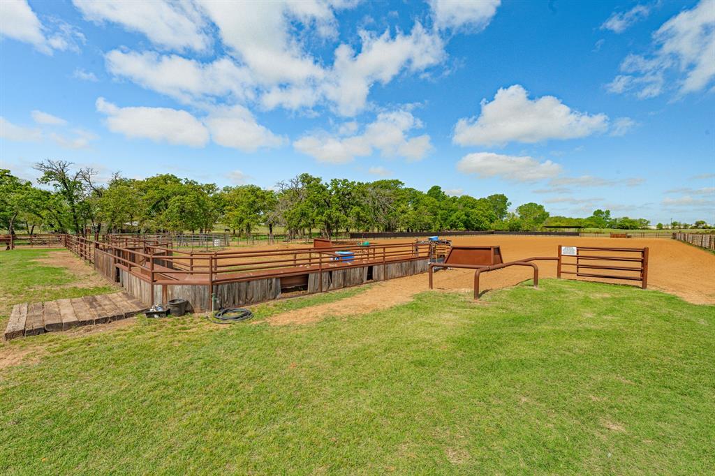 A0640 ROBERTS MATTHEW; HOUSE, SHEDS - Residential