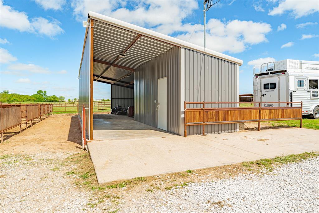 A0640 ROBERTS MATTHEW; HOUSE, SHEDS - Residential