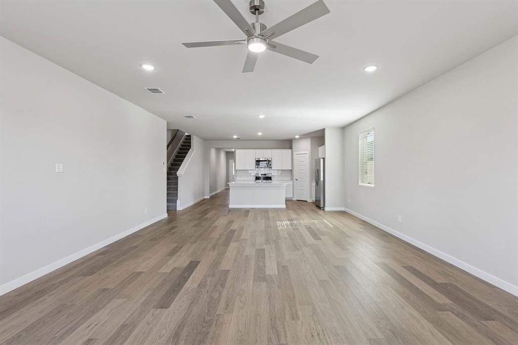 Lone Oak - Residential