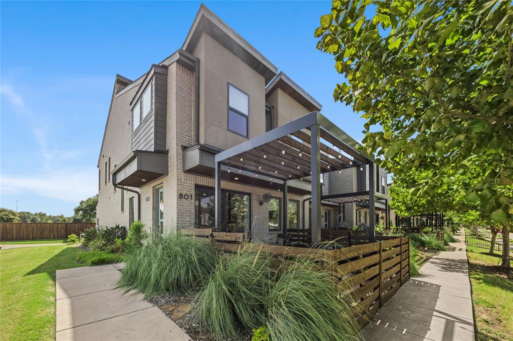 Meridian At Southgate - Residential