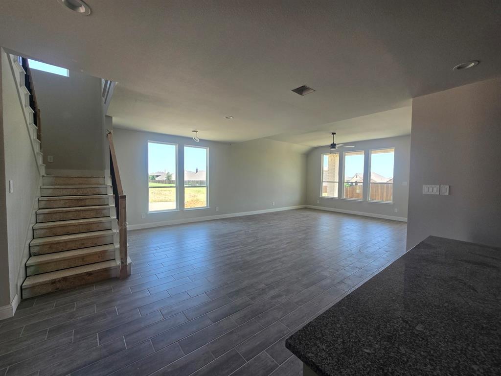 Summer Crest - Residential