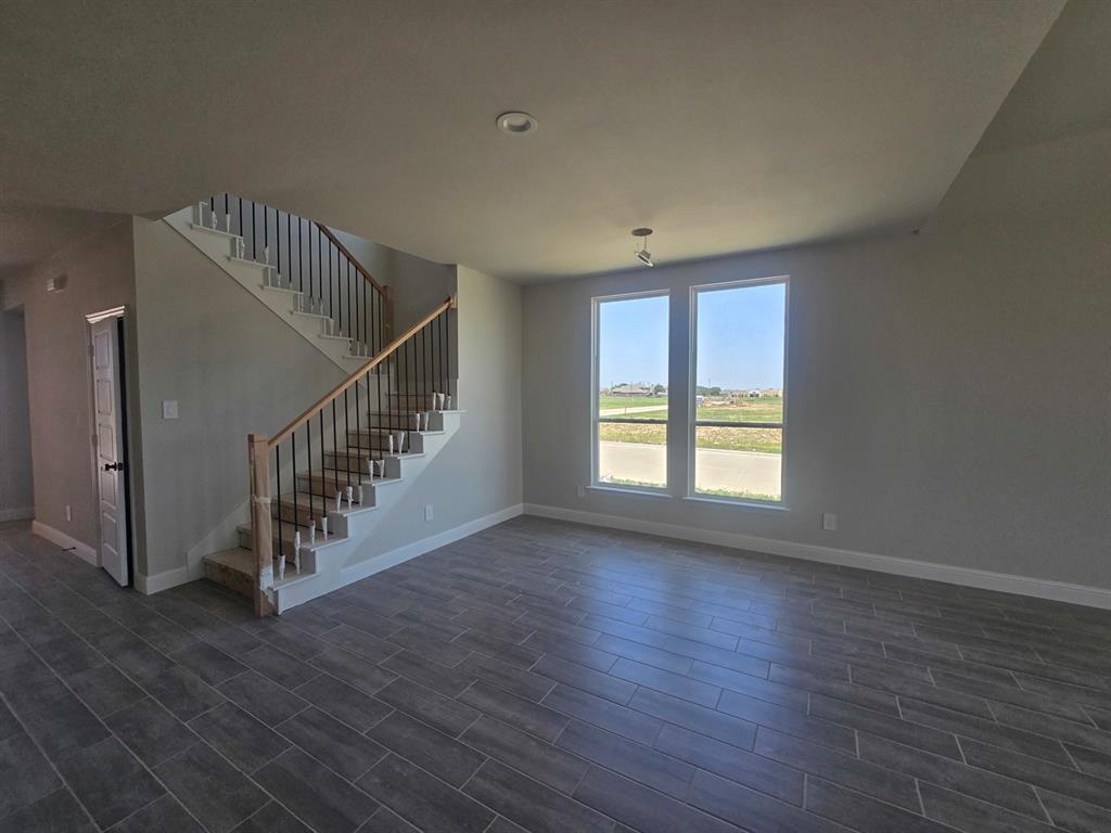 Summer Crest - Residential