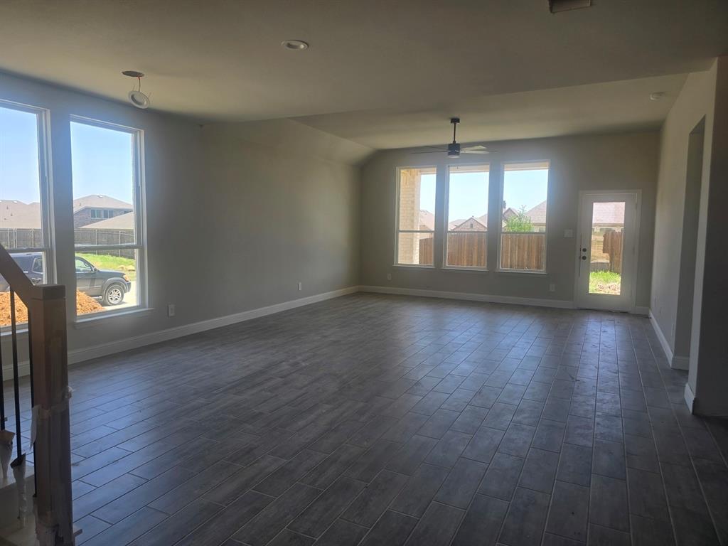 Summer Crest - Residential