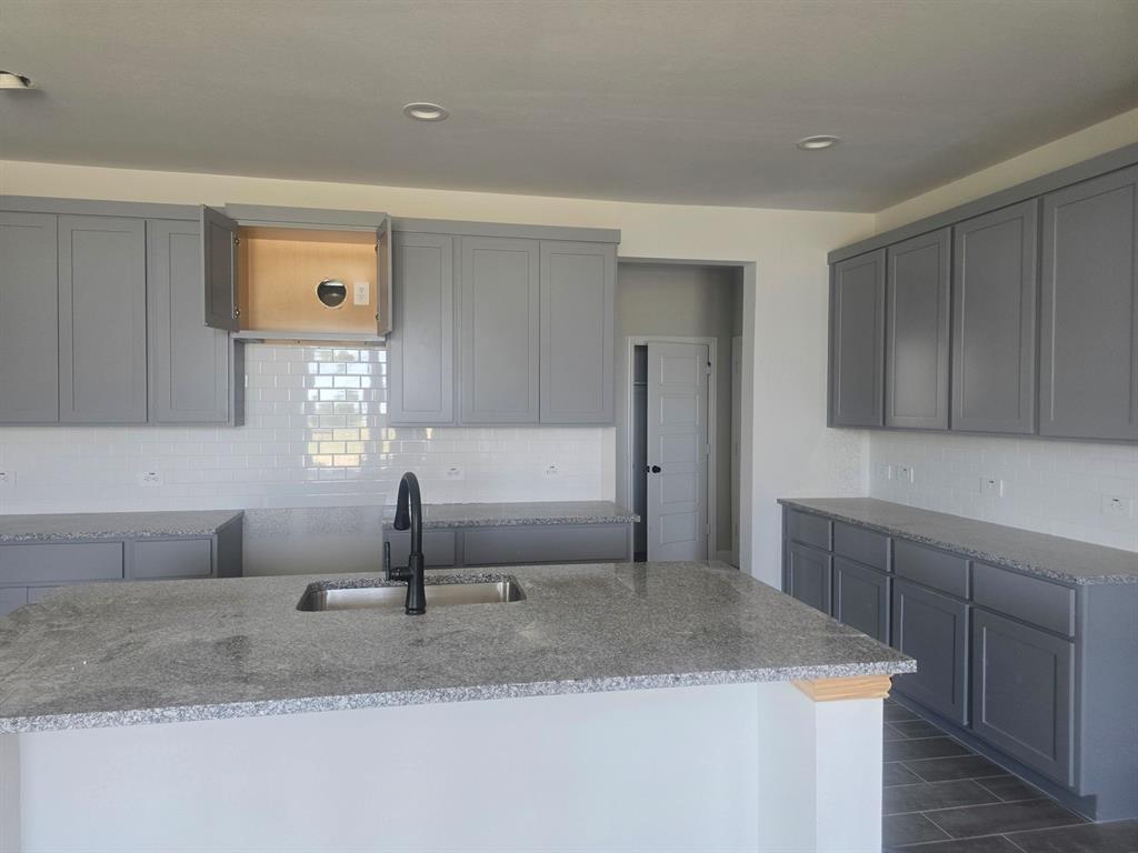Summer Crest - Residential