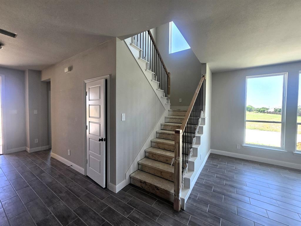 Summer Crest - Residential