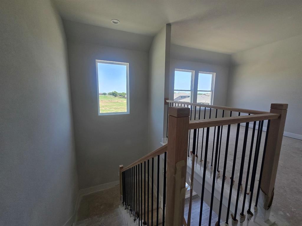 Summer Crest - Residential