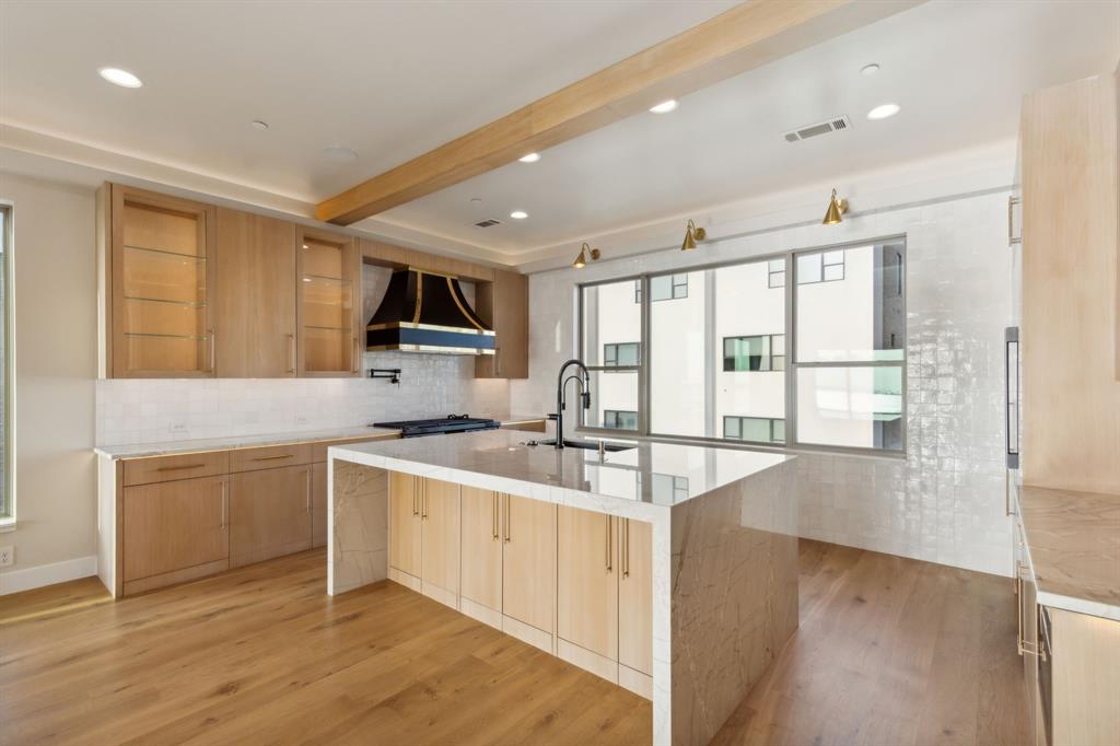 Villas on Park - Residential