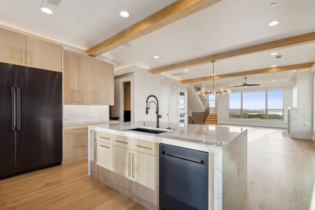 Villas on Park - Residential