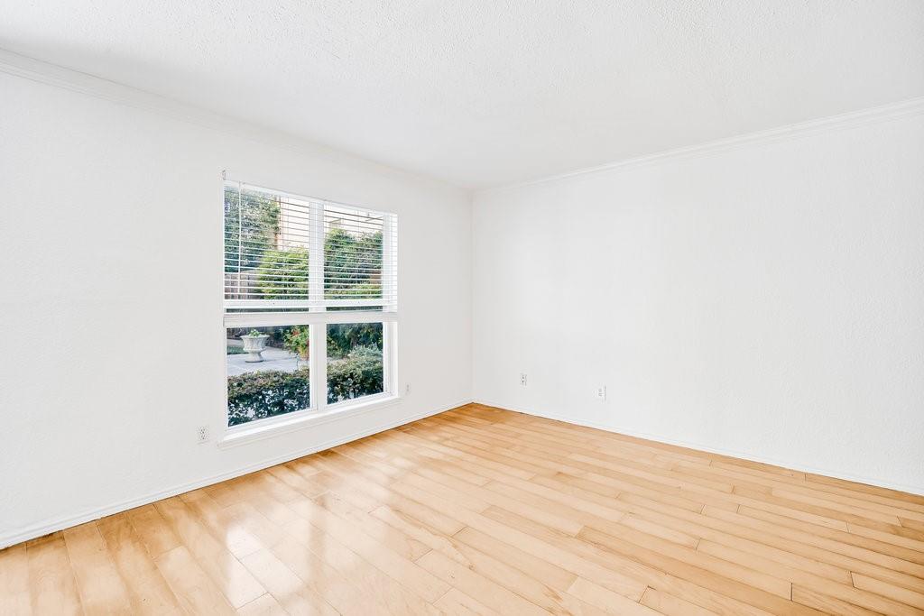 LA ESCONDIDA CONDOMINIUM - Residential Lease
