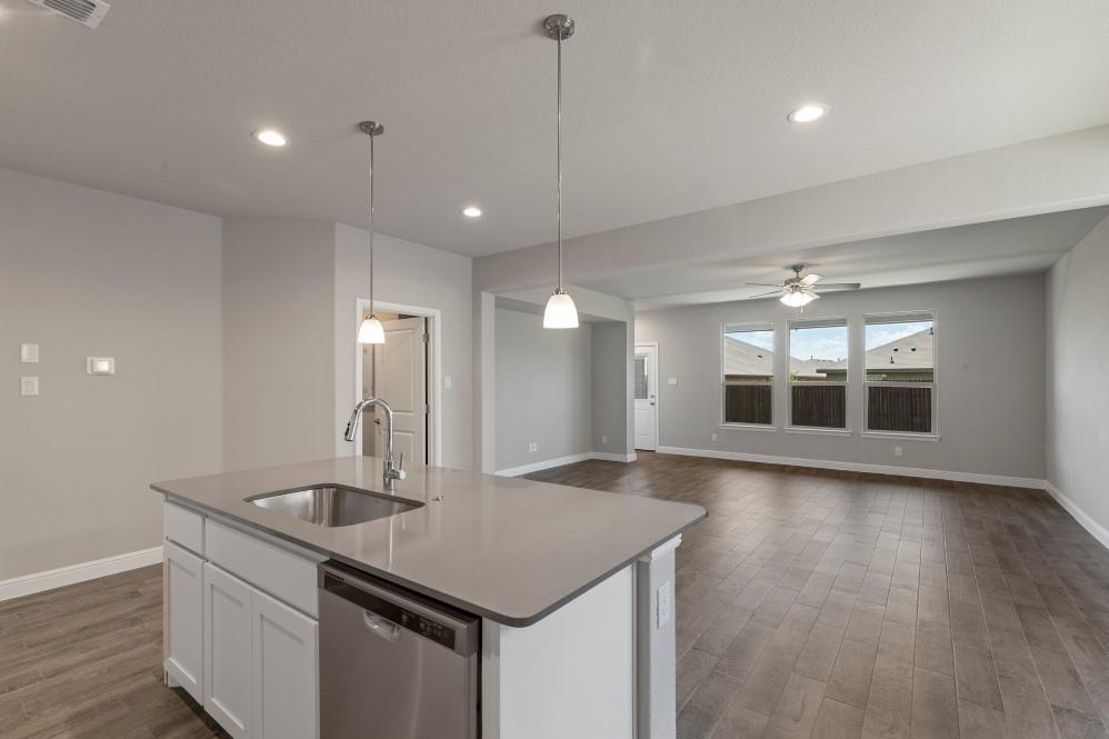 Erickson Farms-D.R. Horton - Residential
