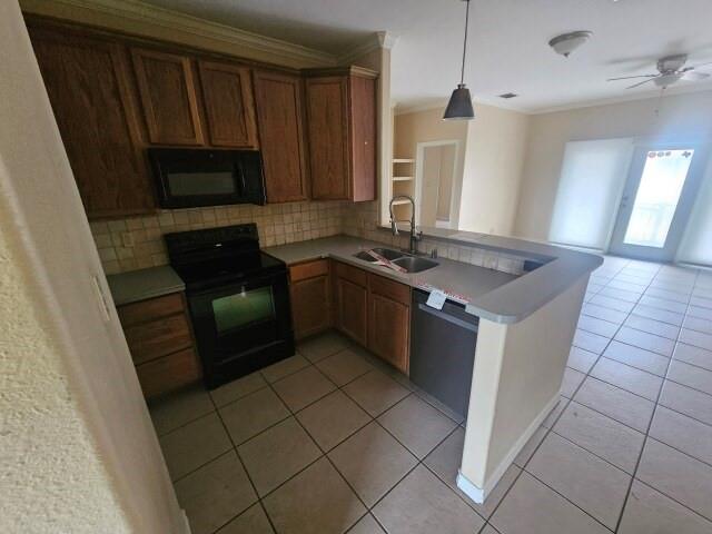 Los Balcones Town Homes - Residential