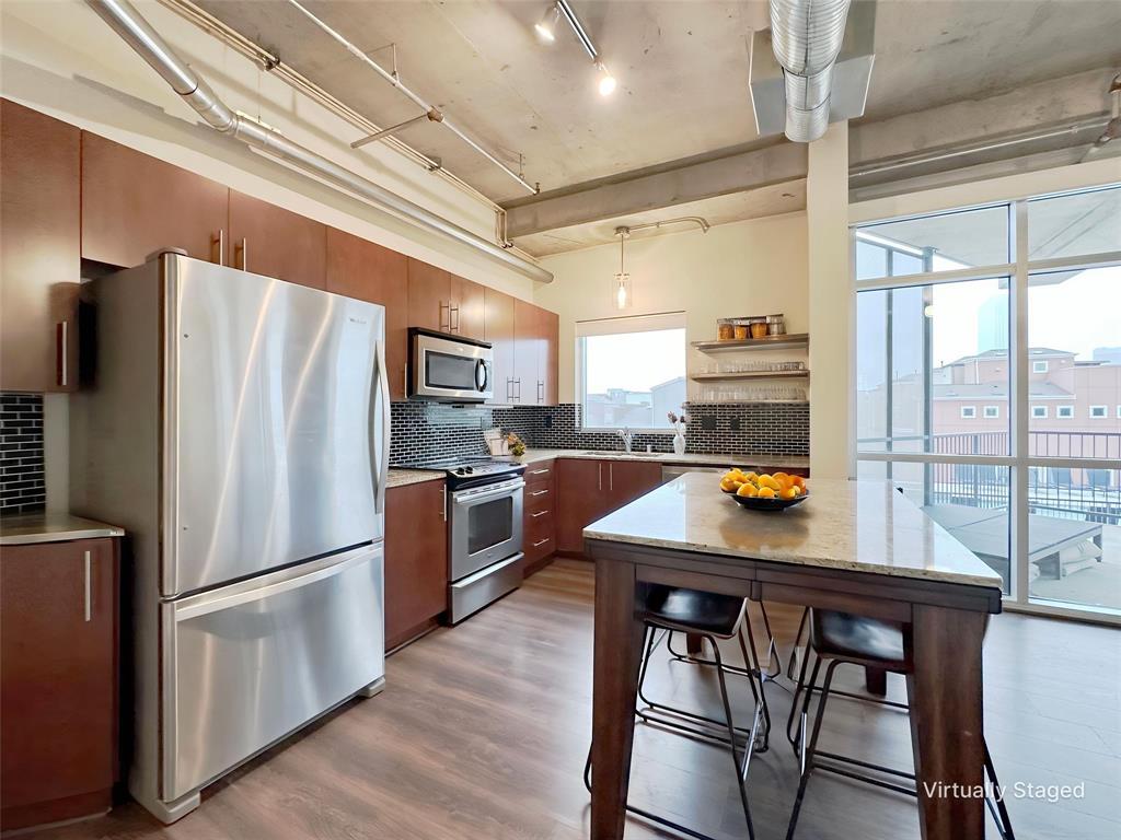 Beat At The South Side Station - Residential