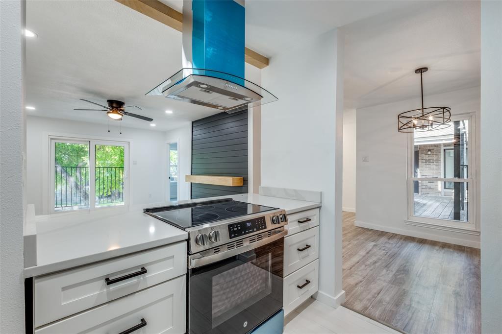 Oakhollow Condo - Residential