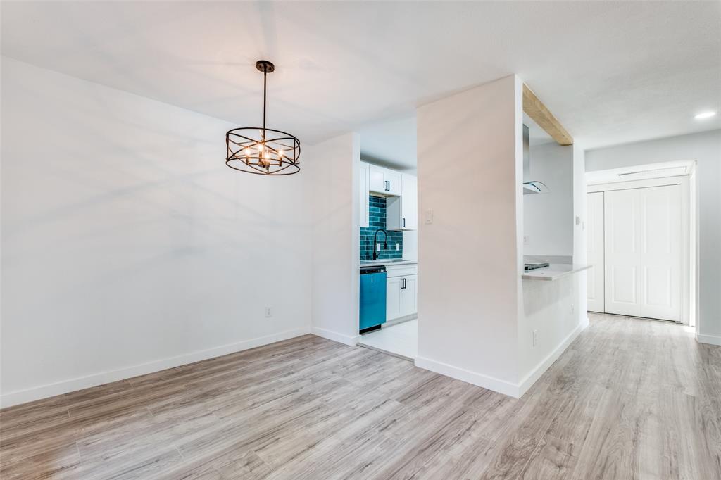 Oakhollow Condo - Residential