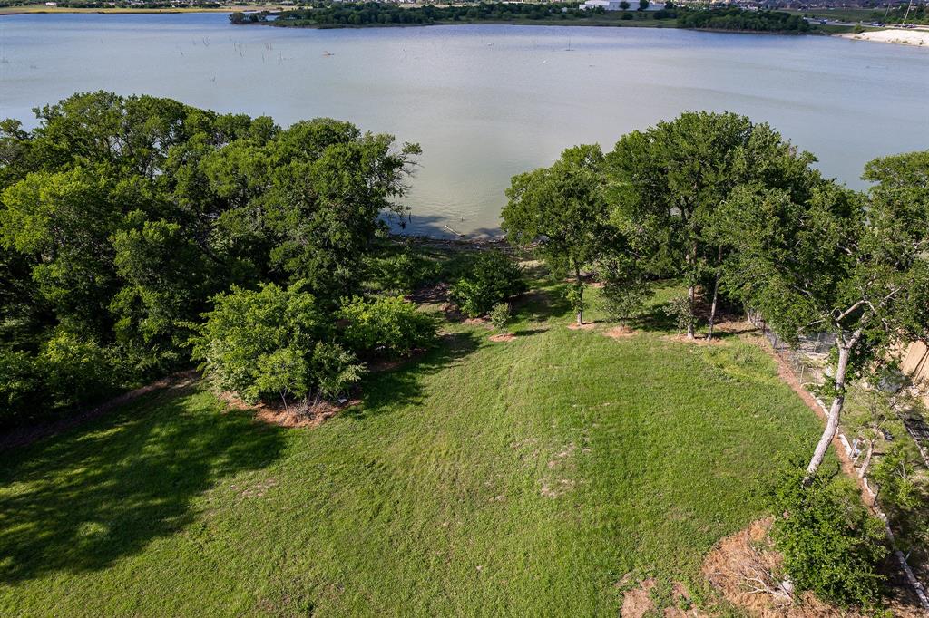 GARZA LAKE ESTATES - Land