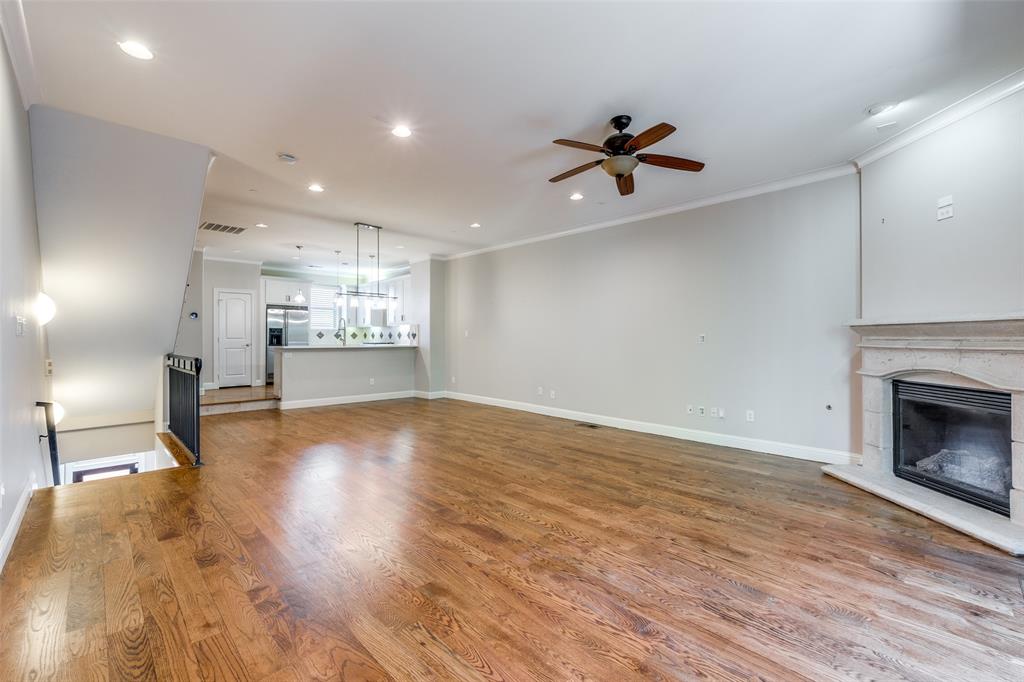 Richmond At Lakewood Condos - Residential