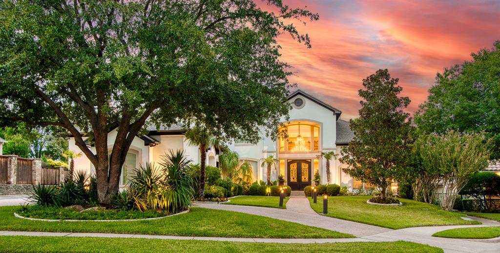 Stunning Ventura custom home on .43AC lot on cul-de-sac in exclusive Shoal Creek. Luxury features and designer touches throughout all 5700 sqft of this property. Perfect entertainer's home boasts dramatic entry with dual staircases, chandelier, marble floors and charming bar along with multiple living areas. Kitchen is fully remodeled with new cabinets, SS appliances, designer backsplash, custom cooper hood and two sinks including a farmhouse sink. Enjoy the accessibility of 2 bedrooms on the first floor - guest room with ensuite & MIL suite offering a newly remodeled bathroom and private garage entry. Executive office with marble & wood inlaid floor also on first level. The second floor is home to a spacious primary suite with private balcony, 2 additional beds with jack 'n jill bath, media room & game room. Resort style living is the home's true gem with infinity pool, spa, bar cabana, water features, multilevel backyard with multiple patio areas all overlooking the pond. A must see!