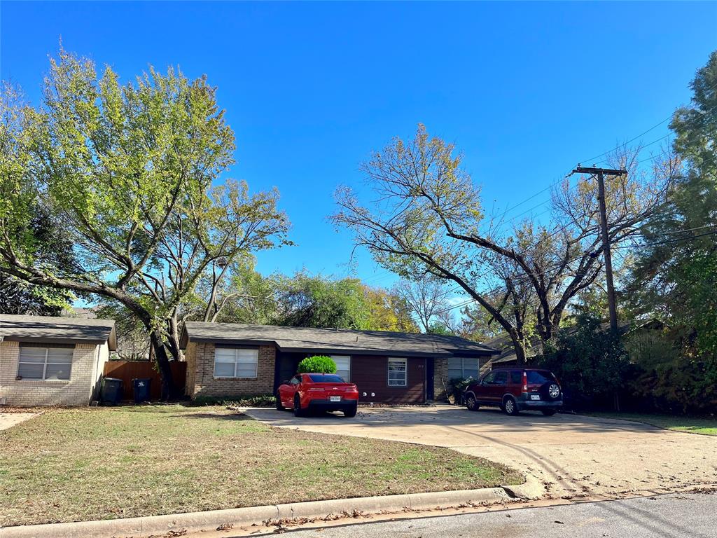 Rental portfolio that includes 8 total units side by side in a prime location in Arlington. Each full duplex is listed at $300k for a total of $1.2M. Homes are just minutes form University of Texas at Arlington, Arlington Memorial Hospital, AT&T Stadium, and GlobeLife Field. Units are fully leased out currently with 7 of the leases expiring in May 2026. Total Portfolio includes 303 Elliott, 307 Elliott, 311 Elliott, & 317 Elliott. MLS#'s 21115610, 21121707, 21121943, 21121945.