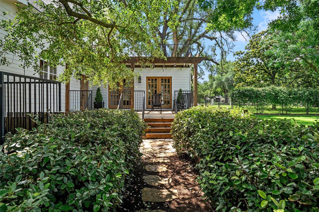 Bradshaw TR - Residential