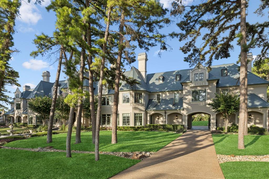 Chateau Du Lac Ph I - Residential