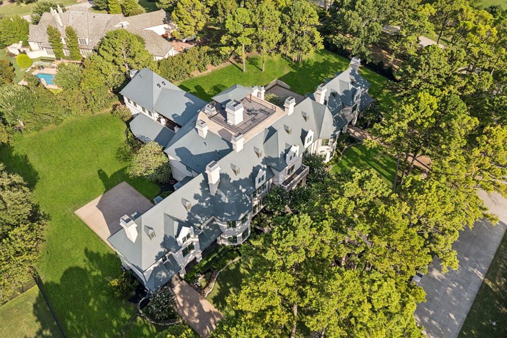 Chateau Du Lac Ph I - Residential
