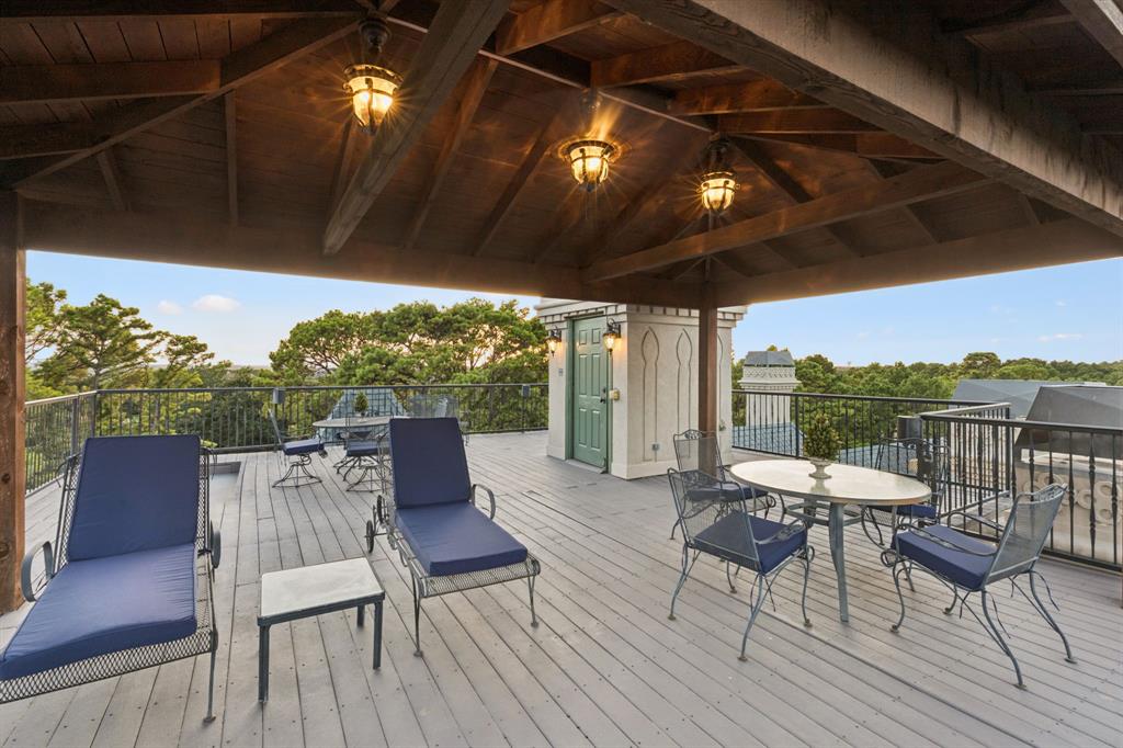 Chateau Du Lac Ph I - Residential