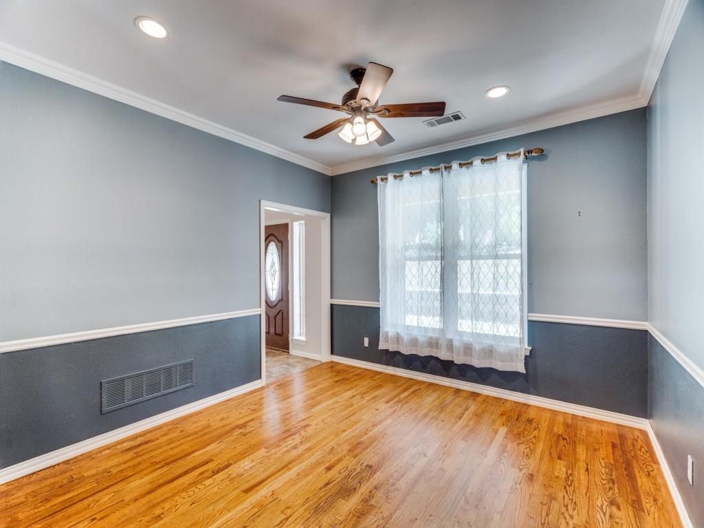 Emerald Sound At Lake Lewisvil - Residential