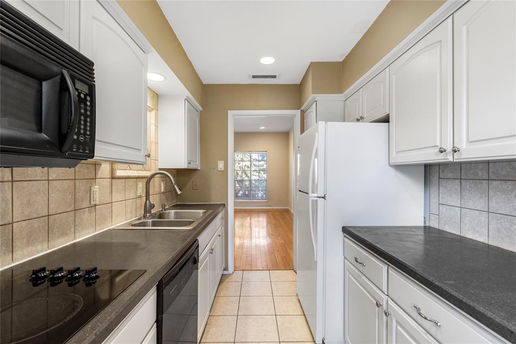 La Fontaine Condo - Residential