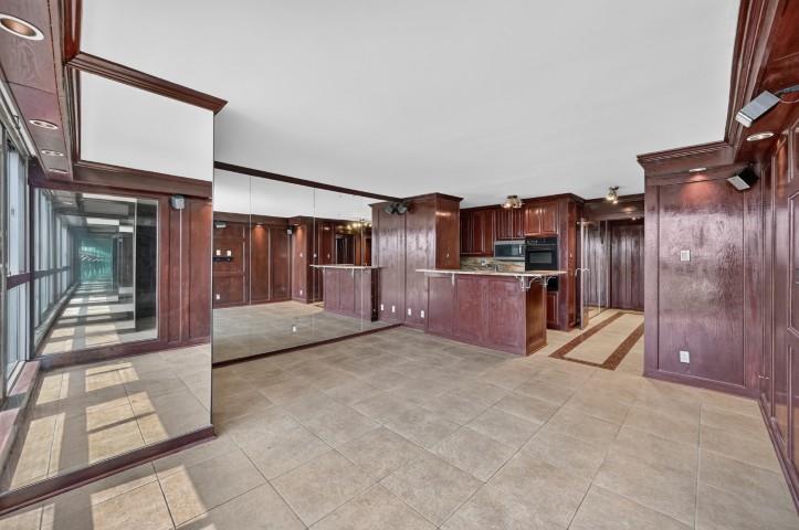 Twenty-One Turtle Creek Condo - Residential