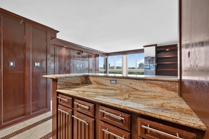 Twenty-One Turtle Creek Condo - Residential