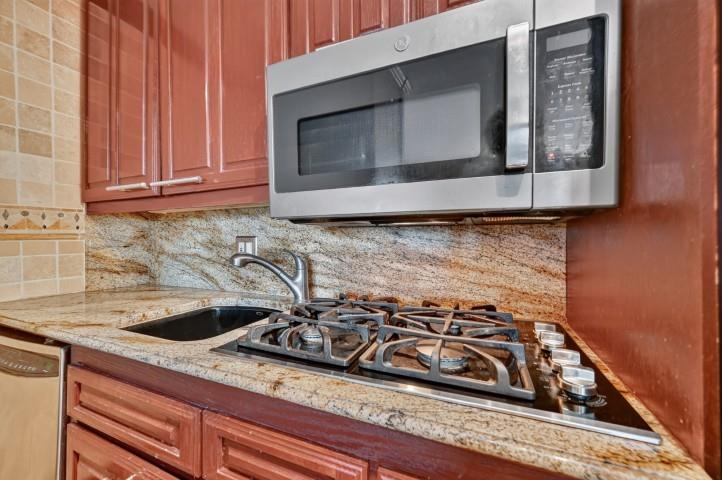 Twenty-One Turtle Creek Condo - Residential