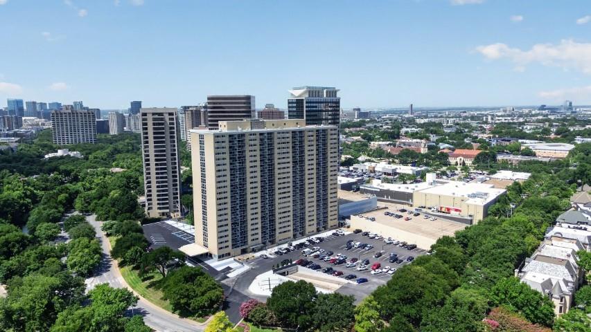 Twenty-One Turtle Creek Condo - Residential