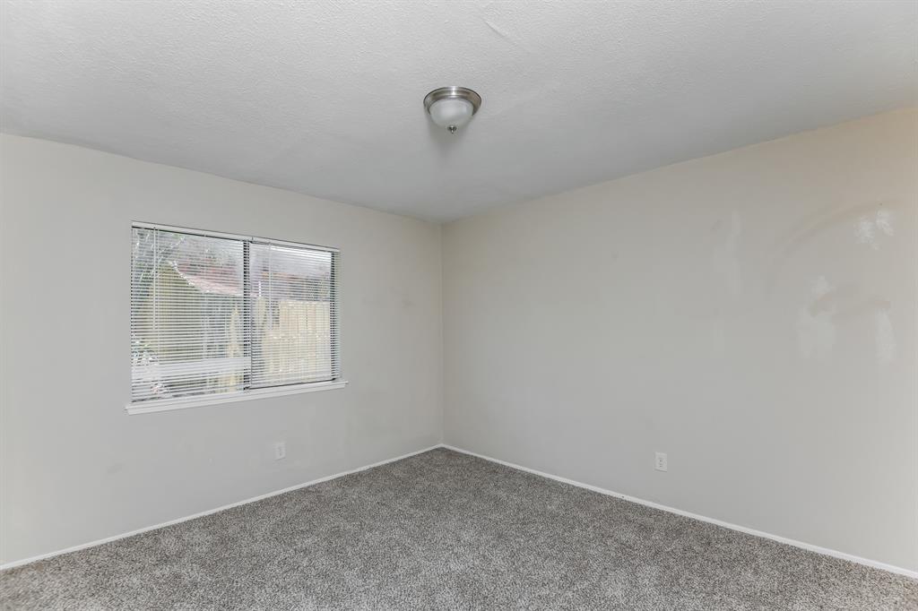 Oaks 03 - Residential Lease