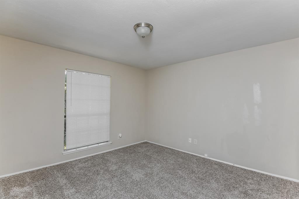 Oaks 03 - Residential Lease