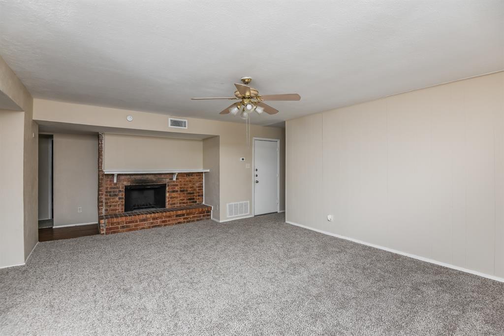 Oaks 03 - Residential Lease