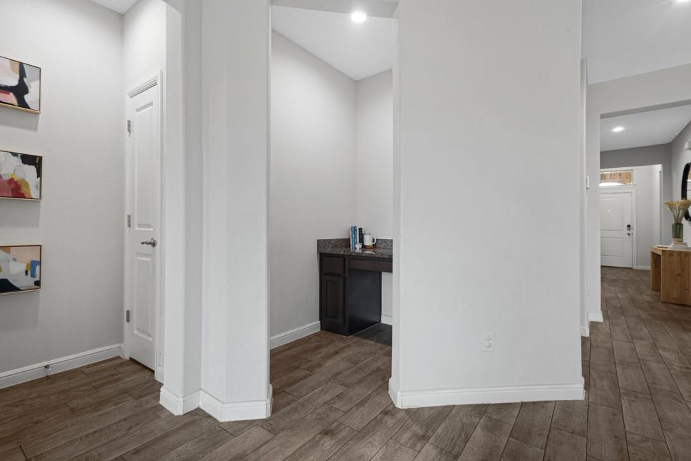 TRAILS OF ELIZABETH CREEK - Residential