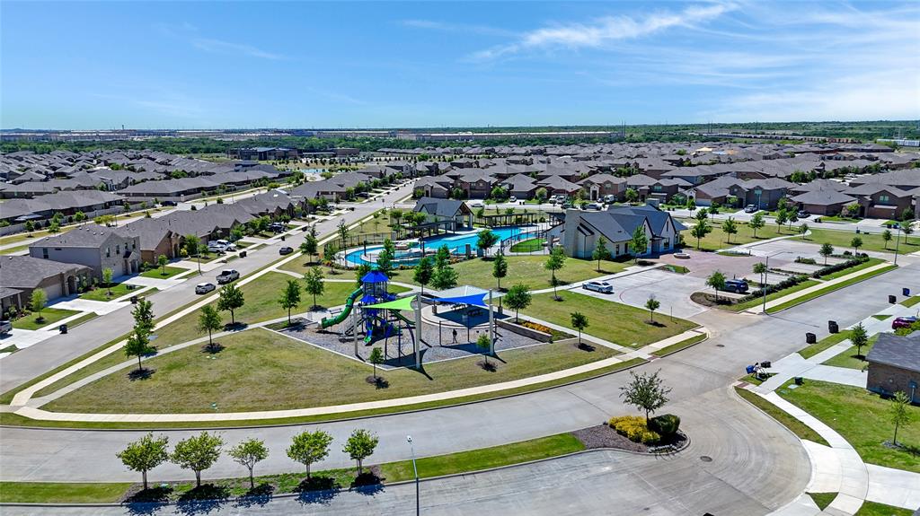 TRAILS OF ELIZABETH CREEK - Residential