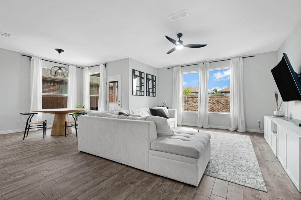 TRAILS OF ELIZABETH CREEK - Residential