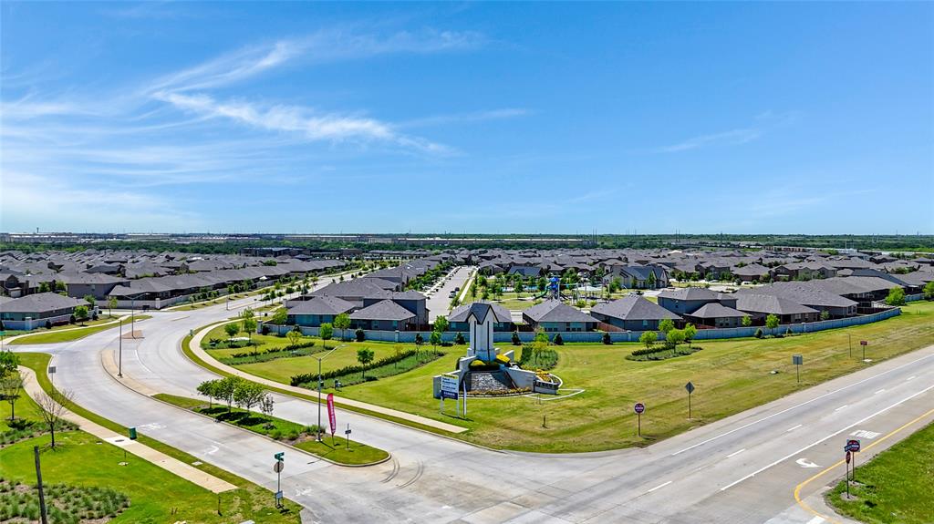 TRAILS OF ELIZABETH CREEK - Residential