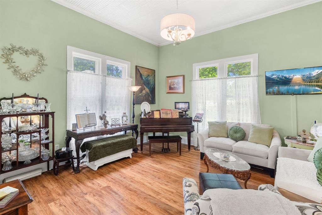 G B King - Residential