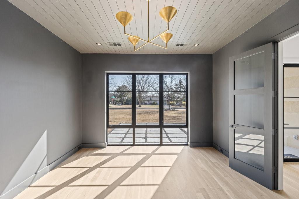 Forest Hills Res - Residential