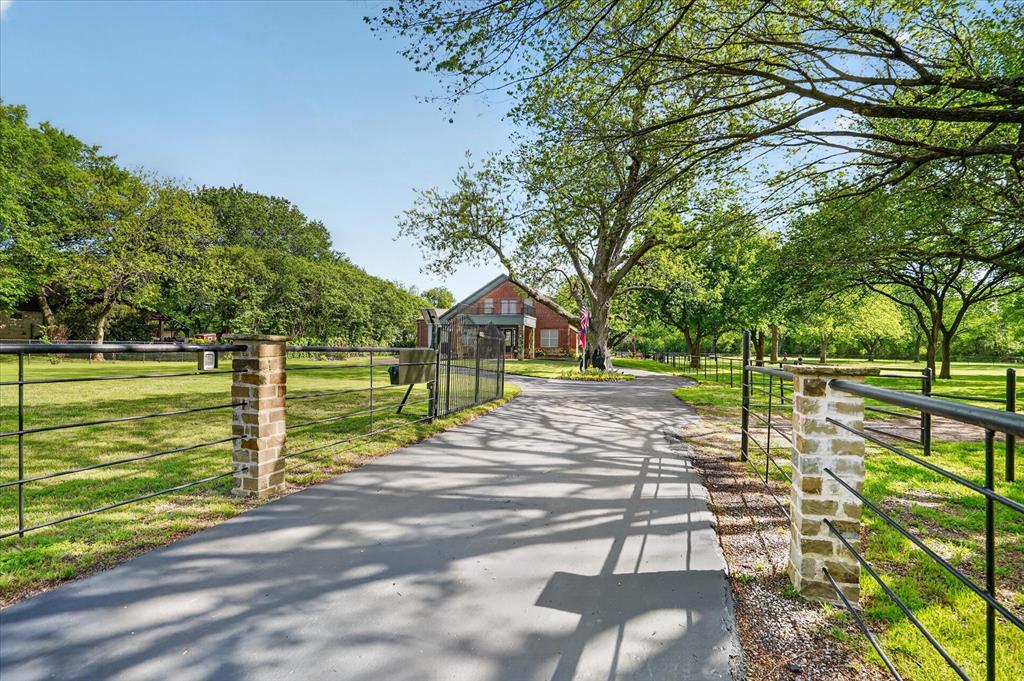 Fox Lane Xing - Residential