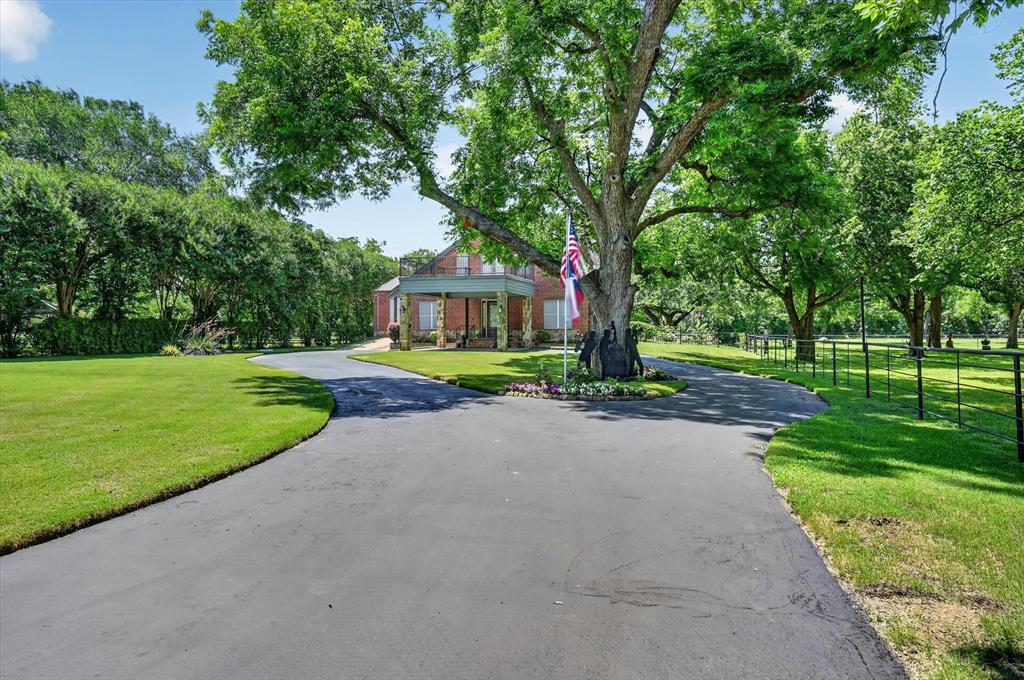 Fox Lane Xing - Residential