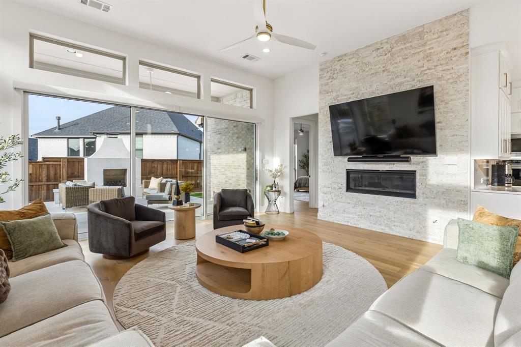 Westbury Tribute Ph 6 - Residential