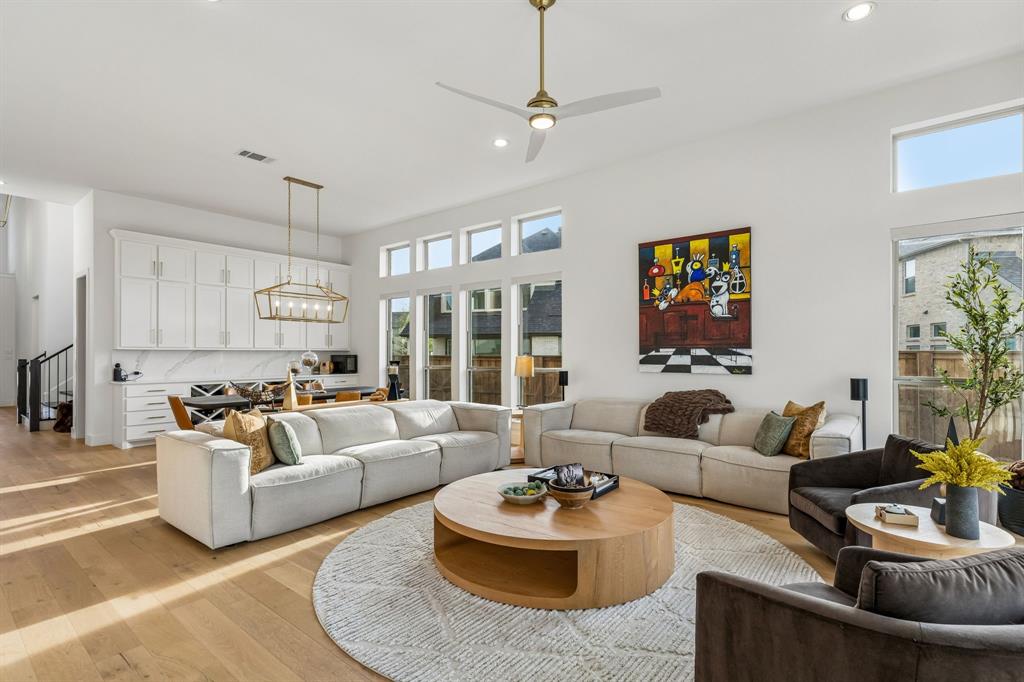 Westbury Tribute Ph 6 - Residential