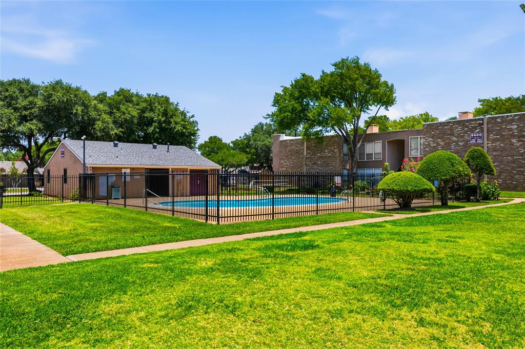 Woodhaven Condo - Residential