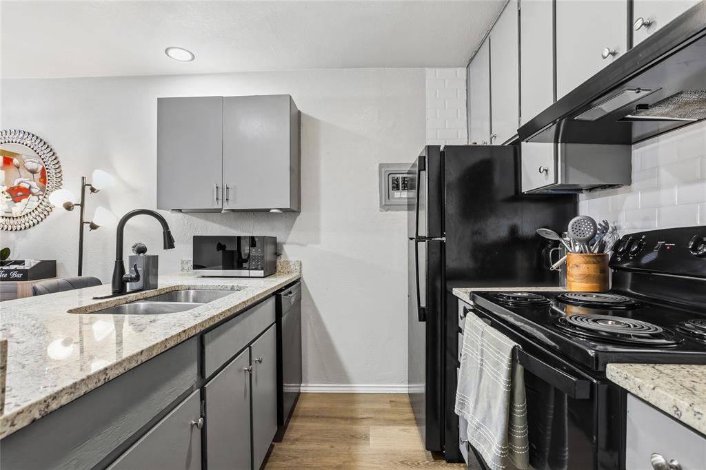 Woodhaven Condo - Residential