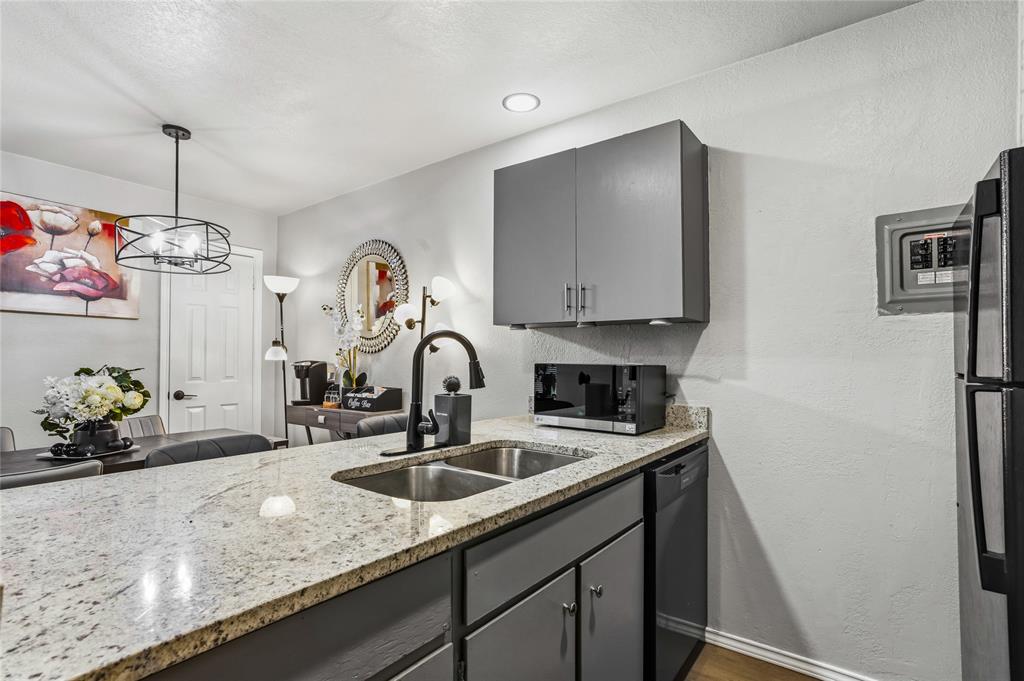 Woodhaven Condo - Residential