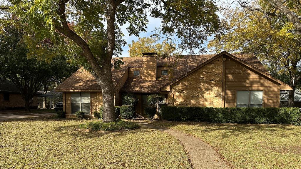 Located in the highly sought after neighborhood of Coronado Woods, great curb appeal and floor plan on a nice over sized treed lot. The home is being sold as is.