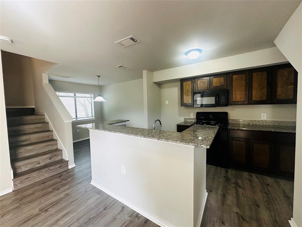 Richland Trace Condos - Residential